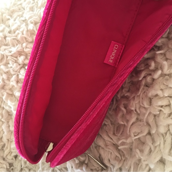 Clinique velvet velour fuzzy Barbie pink fuschia makeup pencil case organizer - Picture 7 of 9